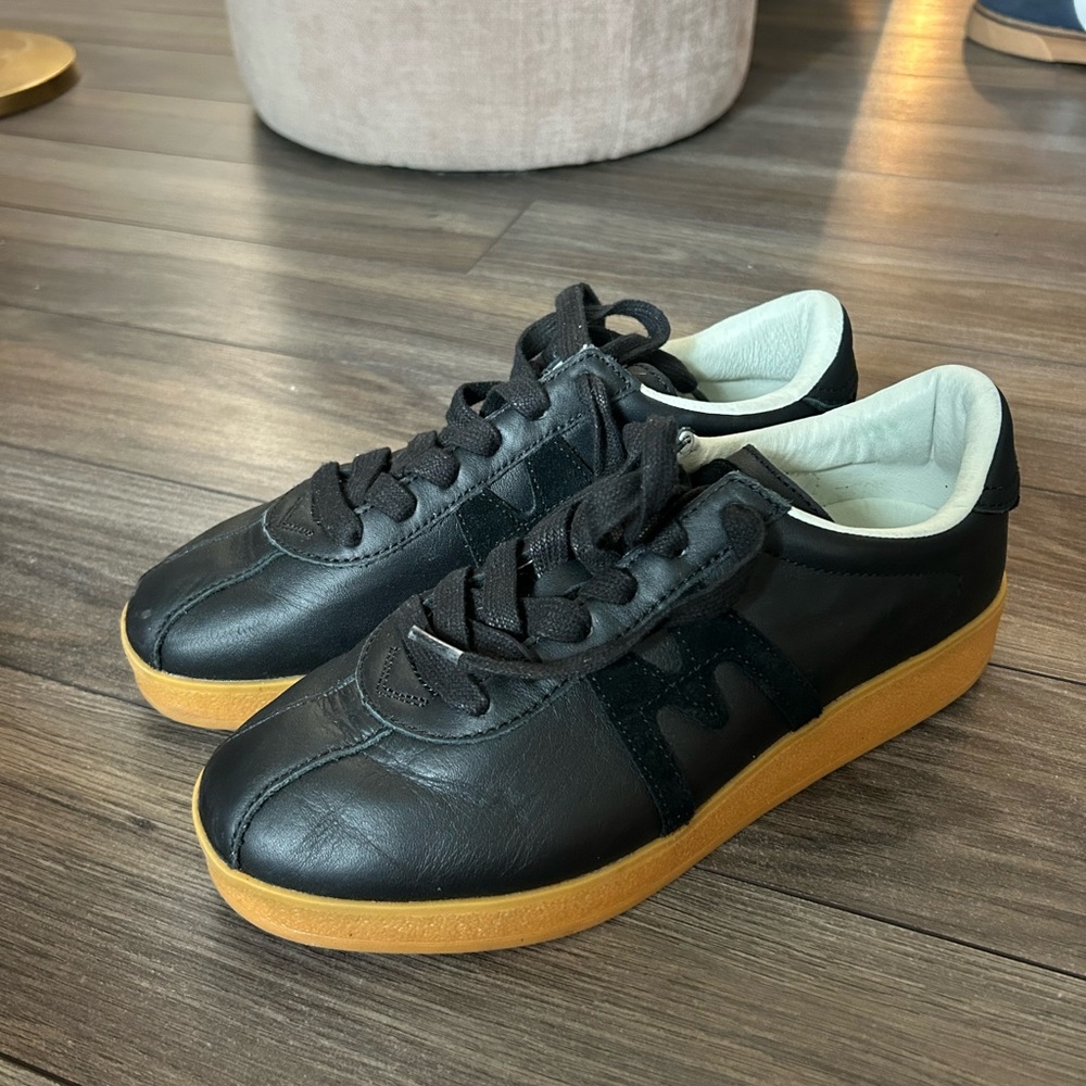 Karhu Classic Black Leather Men's Sneakers brand new